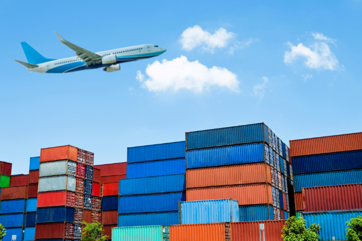 Kenali Lebih Jauh Usaha Cargo, Solusi Kirim Barang Berat
